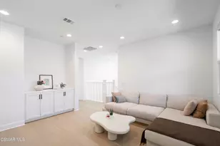 21242 Wild Flower Wy, Chatsworth, CA 91311 - Photo 17