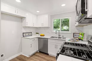 1215 Ramona Dr, Newbury Park, CA 91320 - Photo 13