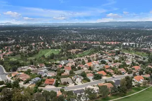 19364 Pauma Valley Dr, Porter Ranch, CA 91326 - Photo 49
