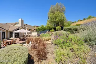 554 Lone Oak Dr, Thousand Oaks, CA 91362 - Photo 55
