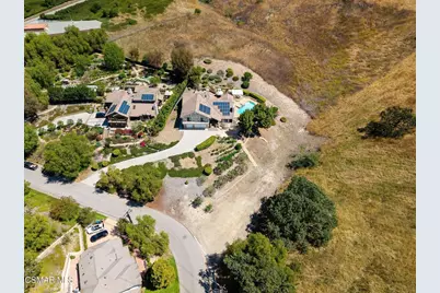 554 Lone Oak Drive, Thousand Oaks, CA 91362 - Photo 5