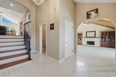 554 Lone Oak Drive, Thousand Oaks, CA 91362 - Photo 13