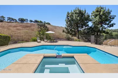 554 Lone Oak Drive, Thousand Oaks, CA 91362 - Photo 55