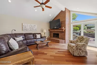 554 Lone Oak Drive, Thousand Oaks, CA 91362 - Photo 23