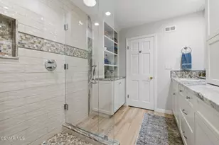554 Lone Oak Dr, Thousand Oaks, CA 91362 - Photo 45