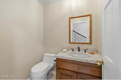 554 Lone Oak Drive, Thousand Oaks, CA 91362 - Photo 17