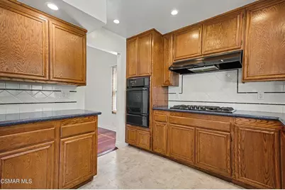 12670 Country Meadow Street, Moorpark, CA 93021 - Photo 17