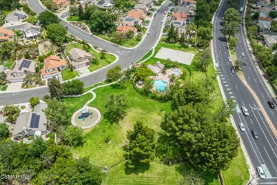 2229 Meadowside Drive, Thousand Oaks, CA 91362 - Photo 35