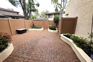 624 Thoreau Ln, Ventura, CA 93003 - Photo 5