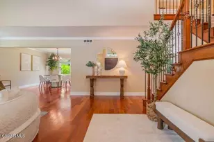 30101 Amelia Dr, Agoura Hills, CA 91301 - Photo 3