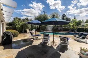 22312 Mobile St, Woodland Hills, CA 91303 - Photo 3
