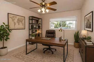 22312 Mobile St, Woodland Hills, CA 91303 - Photo 17