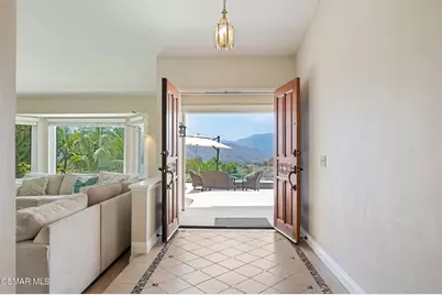 6795 Aviano Drive, Camarillo, CA 93012 - Photo 11