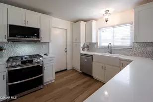 1277 Mead Ave, Ventura, CA 93004 - Photo 11