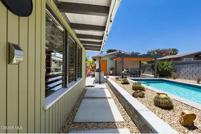 9401 Valjean Avenue, North Hills, CA 91343 - Photo 57