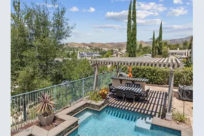 3435 Soft Whisper Court, Simi Valley, CA 93065 - Photo 9