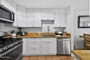 9946 Sepulveda Blvd, Los Angeles, CA 91345 - Photo 7