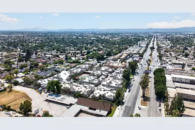 9946 Sepulveda Boulevard #4, Los Angeles, CA 91345 - Photo 29