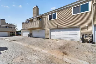 9946 Sepulveda Boulevard #4, Los Angeles, CA 91345 - Photo 21