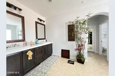 6921 Breezy Glen Drive, Moorpark, CA 93021 - Photo 13