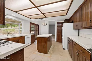 5523 Ember Ct, Agoura Hills, CA 91301 - Photo 11