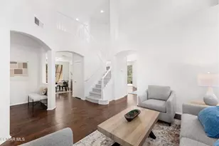 3098 Espana Ln, Thousand Oaks, CA 91362 - Photo 13