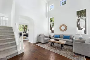 3098 Espana Ln, Thousand Oaks, CA 91362 - Photo 9