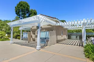 3098 Espana Ln, Thousand Oaks, CA 91362 - Photo 47
