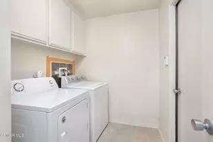 2944 Shadow Brook Ln, Westlake Village, CA 91361 - Photo 19