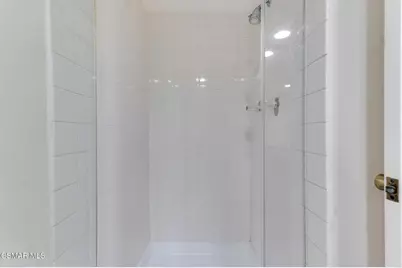 8710 Independence Avenue #307, Canoga Park, CA 91304 - Photo 19