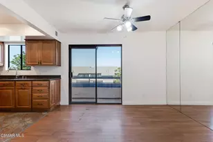 8710 Independence Ave, Canoga Park, CA 91304 - Photo 11
