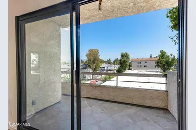 8710 Independence Avenue #307, Canoga Park, CA 91304 - Photo 9