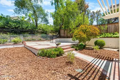 6421 Smoke Tree Avenue, Oak Park, CA 91377 - Photo 49
