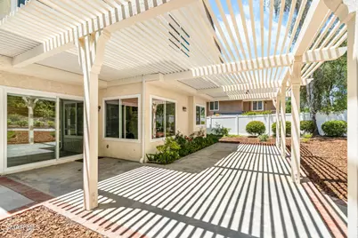 6421 Smoke Tree Avenue, Oak Park, CA 91377 - Photo 51