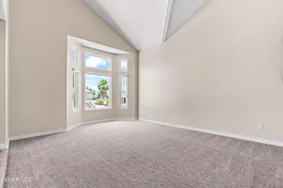 6421 Smoke Tree Avenue, Oak Park, CA 91377 - Photo 11