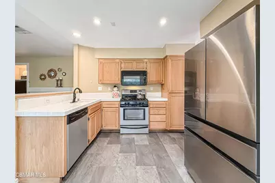 27826 Lassen Street, Castaic, CA 91384 - Photo 17