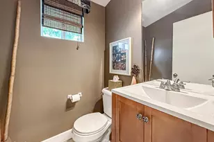 27826 Lassen St, Castaic, CA 91384 - Photo 21