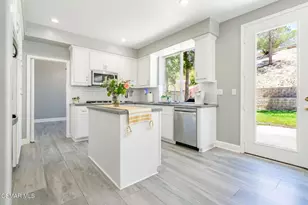 15621 Harte Ln, Moorpark, CA 93021 - Photo 23
