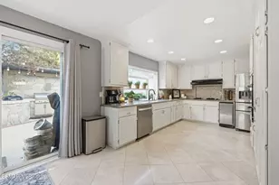 11607 E Buttercreek Rd, Moorpark, CA 93021 - Photo 23