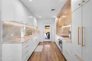 7039 Sylvia Ave, Reseda, CA 91335 - Photo 11