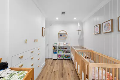 7039 Sylvia Avenue, Reseda, CA 91335 - Photo 27
