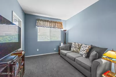 239 Chantilly Circle, Simi Valley, CA 93065 - Photo 19