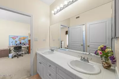 239 Chantilly Circle, Simi Valley, CA 93065 - Photo 25