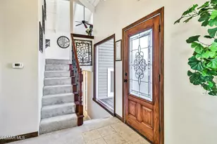 1359 Evergreen Ln, Lake Arrowhead, CA 92352 - Photo 9