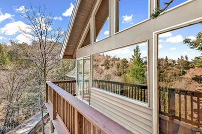 1359 Evergreen Lane, Lake Arrowhead, CA 92352 - Photo 23