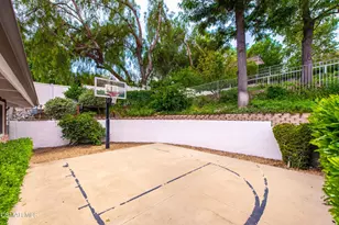 6145 Fairview Pl, Agoura Hills, CA 91301 - Photo 29