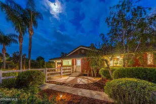 6145 Fairview Pl, Agoura Hills, CA 91301 - Photo 5