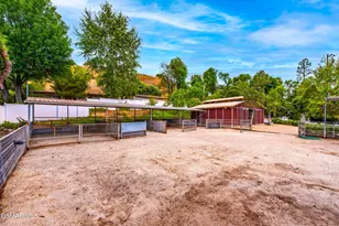 6145 Fairview Pl, Agoura Hills, CA 91301 - Photo 71