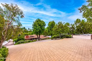 6145 Fairview Pl, Agoura Hills, CA 91301 - Photo 69