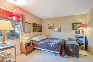 11 N Madrid Ave, Thousand Oaks, CA 91320 - Photo 23